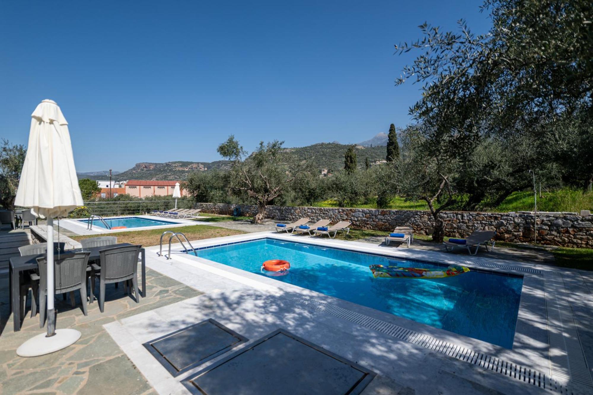 Torri Di Pietra Villa Stoupa Ngoại thất bức ảnh