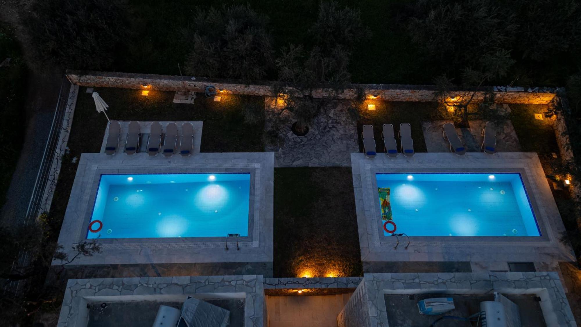 Torri Di Pietra Villa Stoupa Ngoại thất bức ảnh