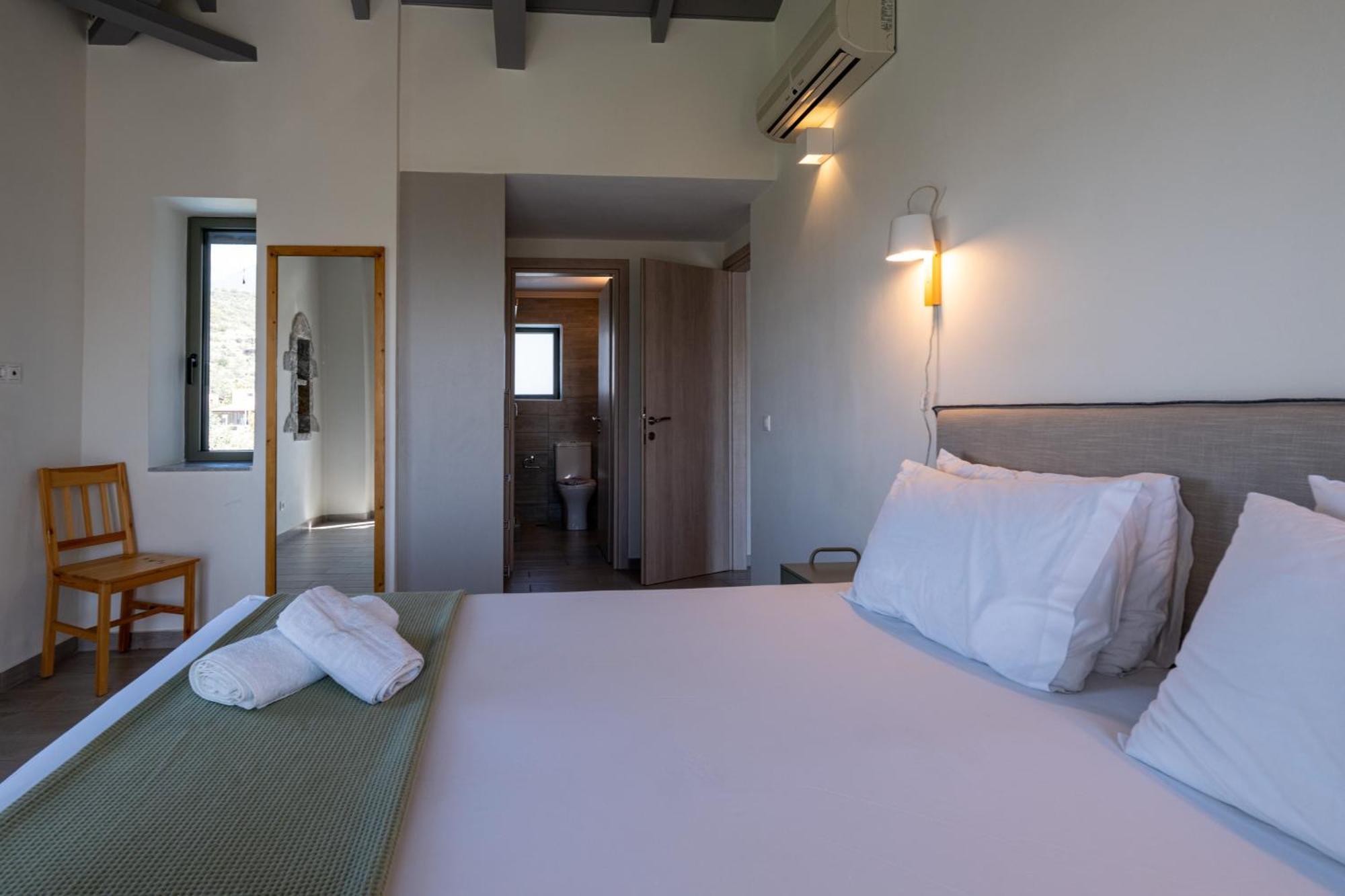 Torri Di Pietra Villa Stoupa Phòng bức ảnh