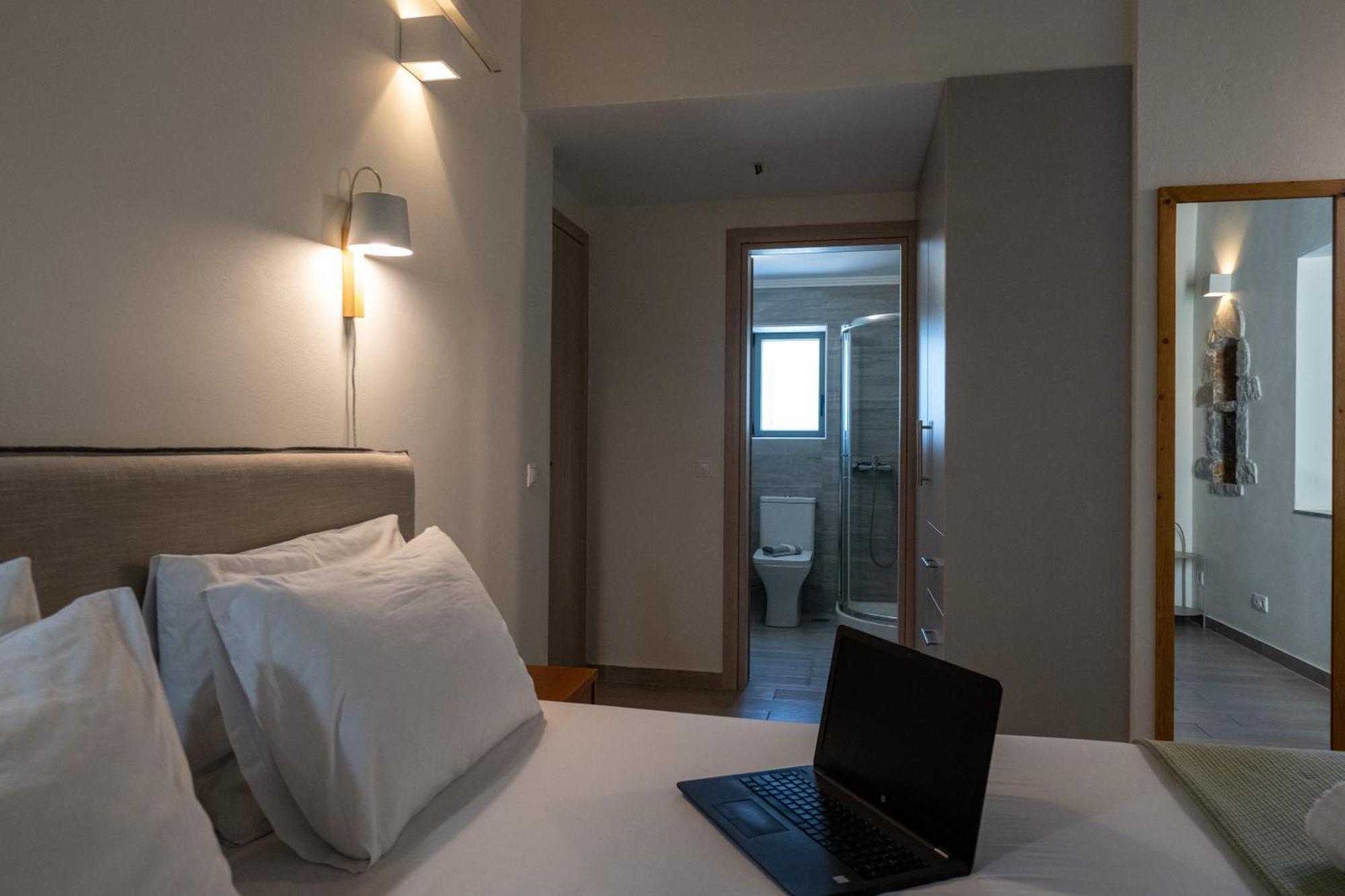 Torri Di Pietra Villa Stoupa Phòng bức ảnh
