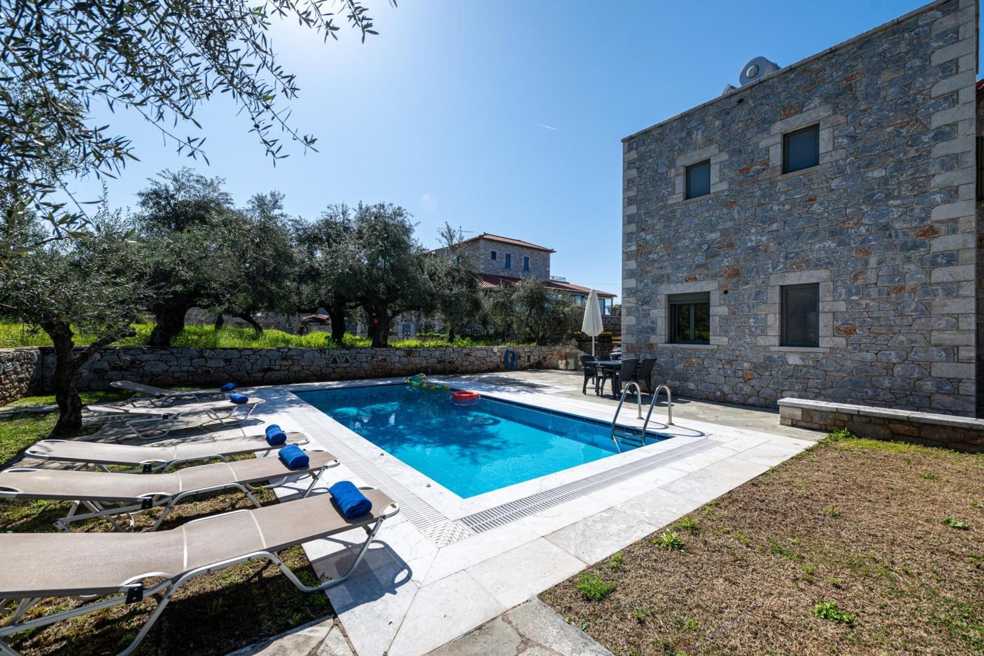 Torri Di Pietra Villa Stoupa Phòng bức ảnh